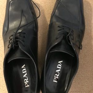 MENS Prada dress shoes size 10 blk
